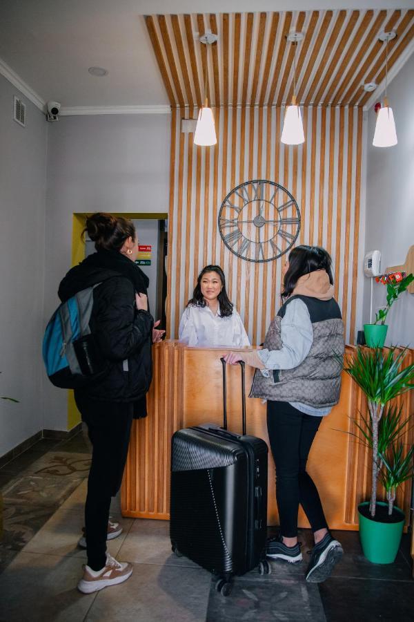 People Hostel Biszkek Zewnętrze zdjęcie