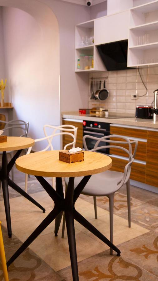 People Hostel Biszkek Zewnętrze zdjęcie