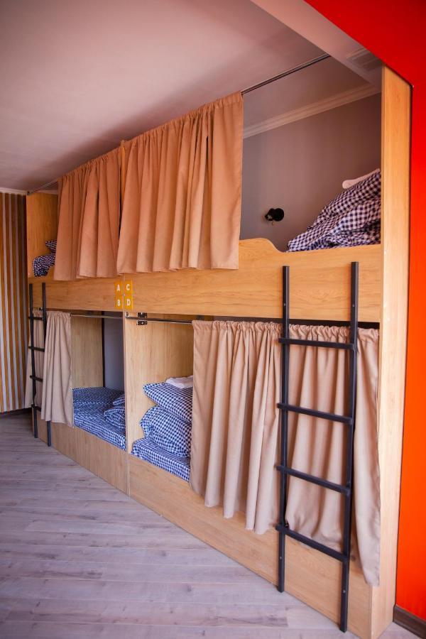 People Hostel Biszkek Zewnętrze zdjęcie